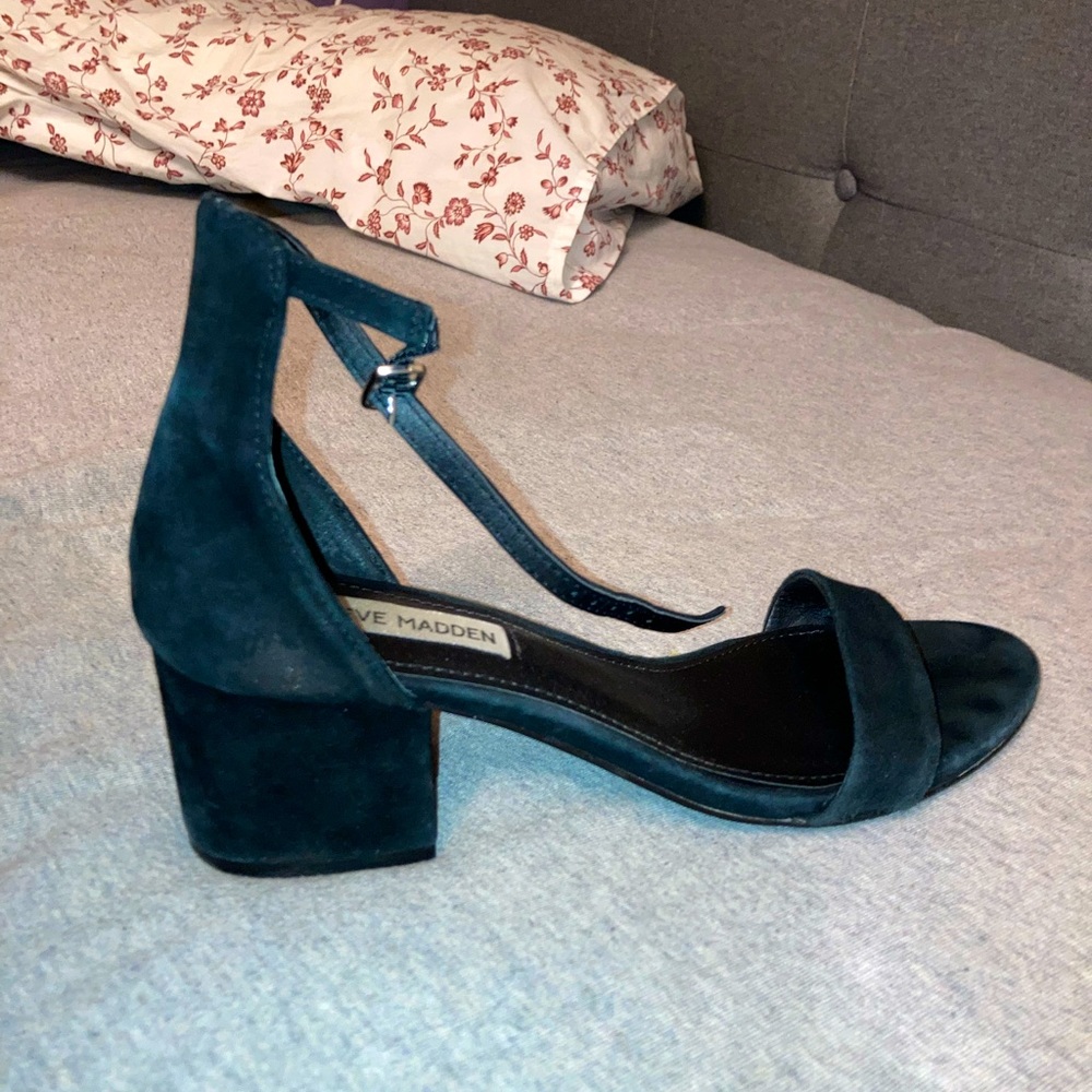 Sz 7 Steve Madden chunky black heel